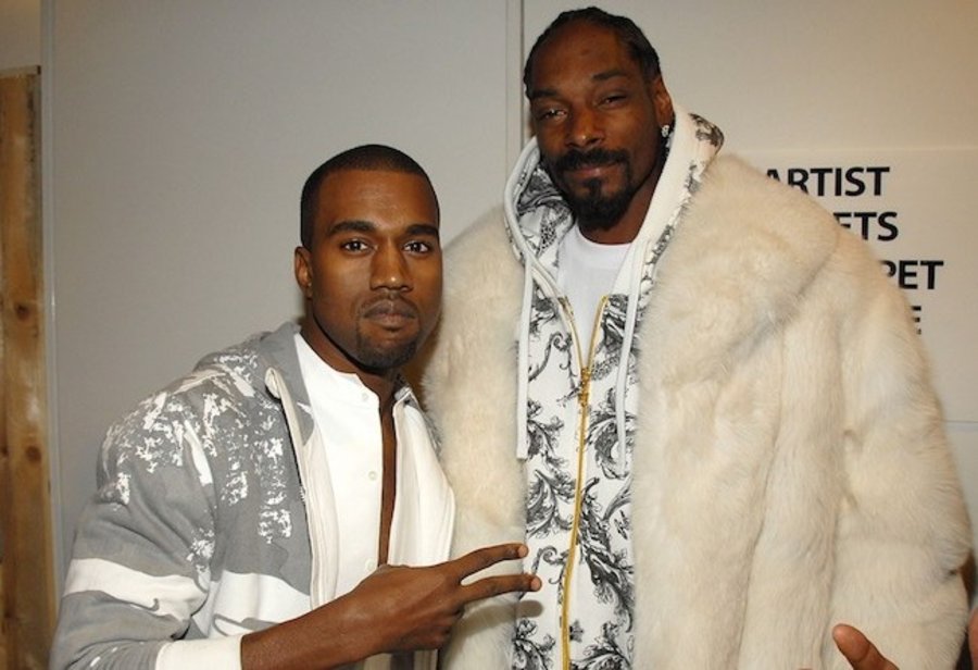 kanye,niek,supreme Snoop Dogg 公开大骂侃爷!Supreme x Nike 联名或将于下周发售! kanye,niek,supreme Snoop Dogg 公开大骂侃爷!Supreme x Nike 联名或将于下周发售!