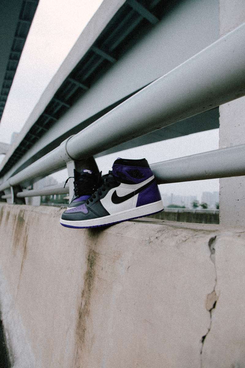AirJordan1,AJ1,Jordanbrand,发售  黑紫脚趾实物太帅了！Air Jordan 1 两双重磅配色明日发售！