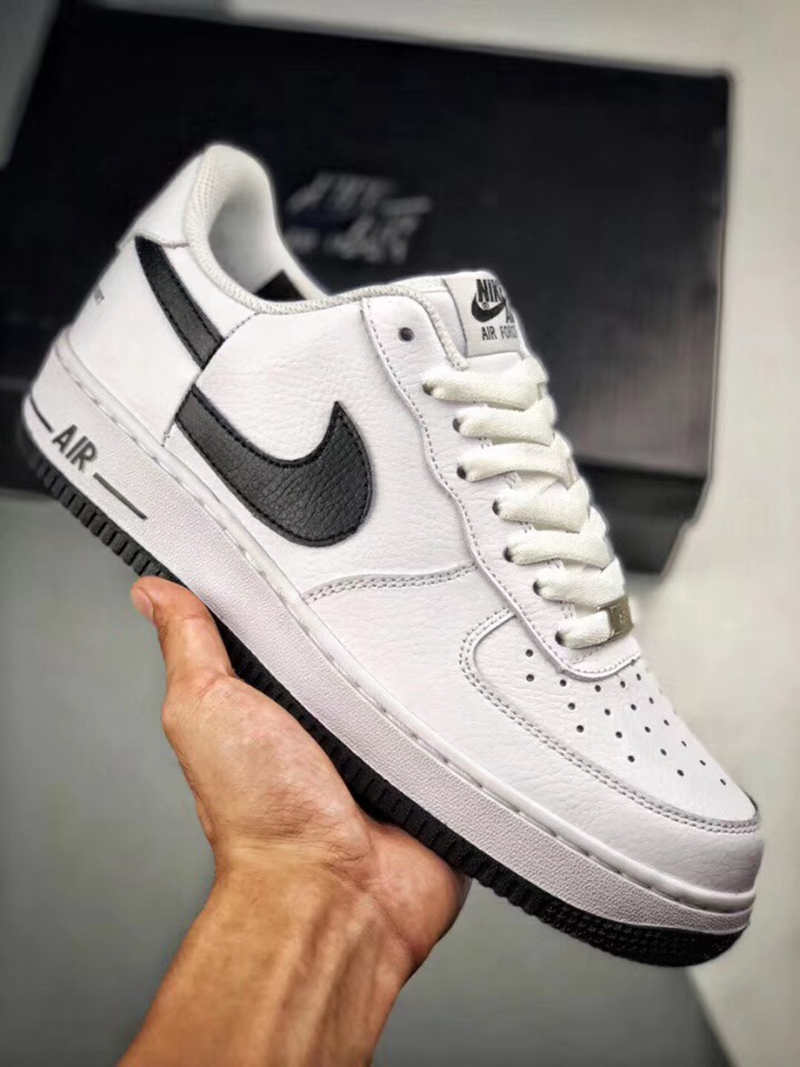 Supreme,CDG,Nike,发售  断钩 AF1 曝出白色版本！Supreme x CDG x Nike 联名 11 月发售
