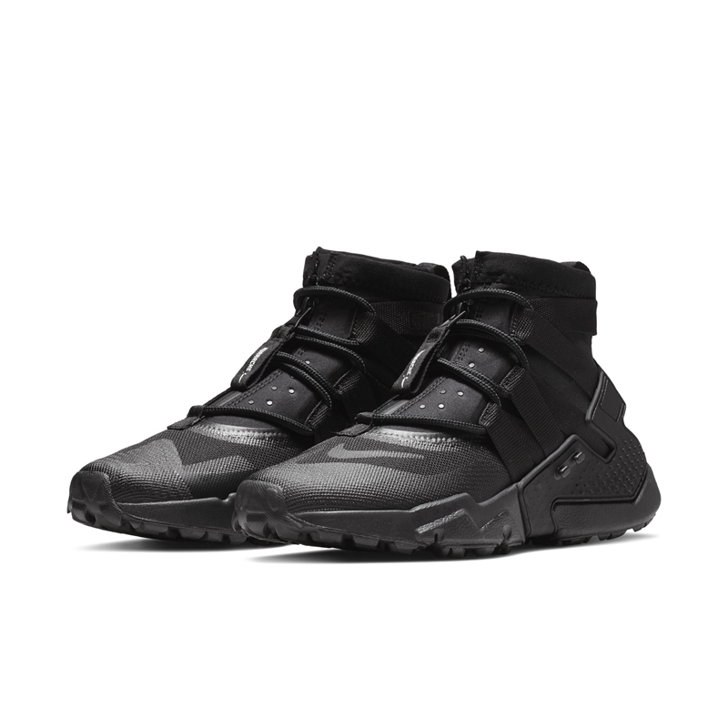 Nike,Air Huarache Grip  机能风依旧！Nike Air Huarache Grip 无罩版本曝光