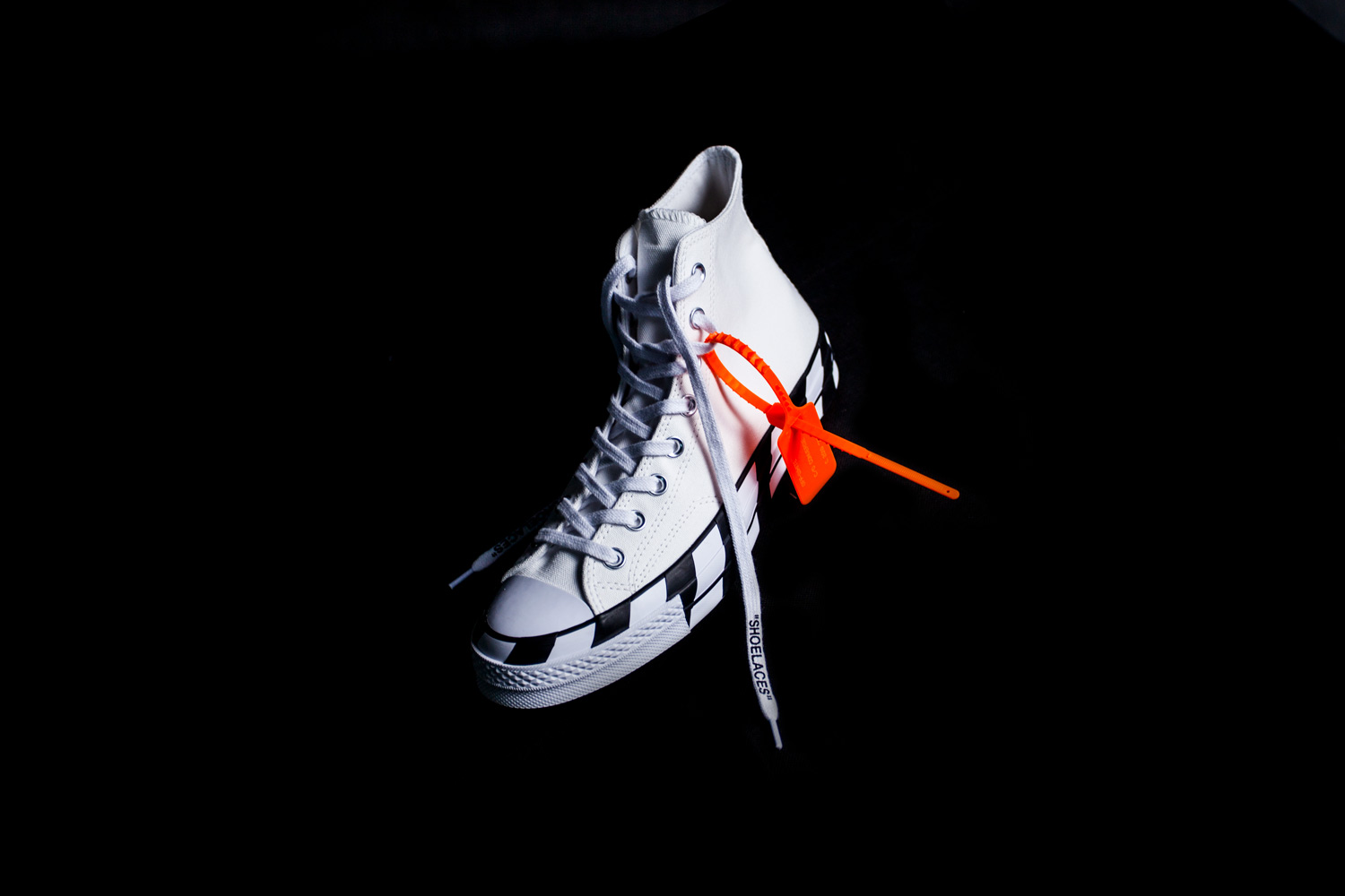 OFF-WHITE,Converse,开箱,上脚  市场价突破 ￥3000！下周发售的 OFF-WHITE x Converse 2.0 提前上脚！