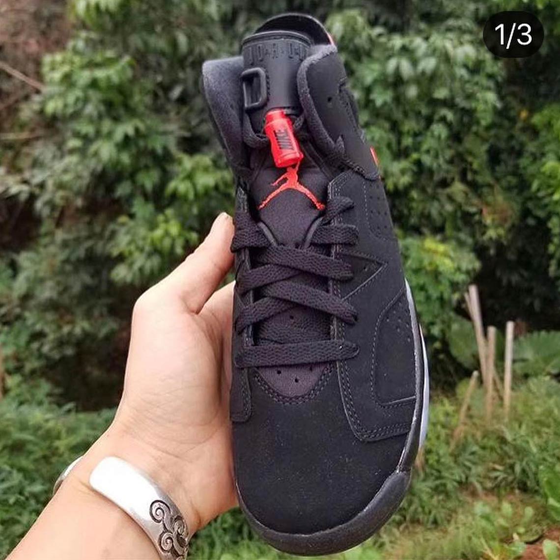 AJ6,Air Jordan 6,384664-060,发售  明年回归的黑红 AJ6 实物首次现身！最期待的还是 Nike 后跟！