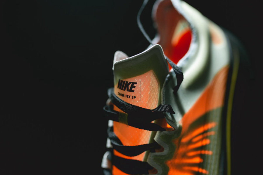 Nike,Zoom Fly SP,发售  UNDFTD 既视感！Nike Zoom Fly SP 全新橙绿配色登场