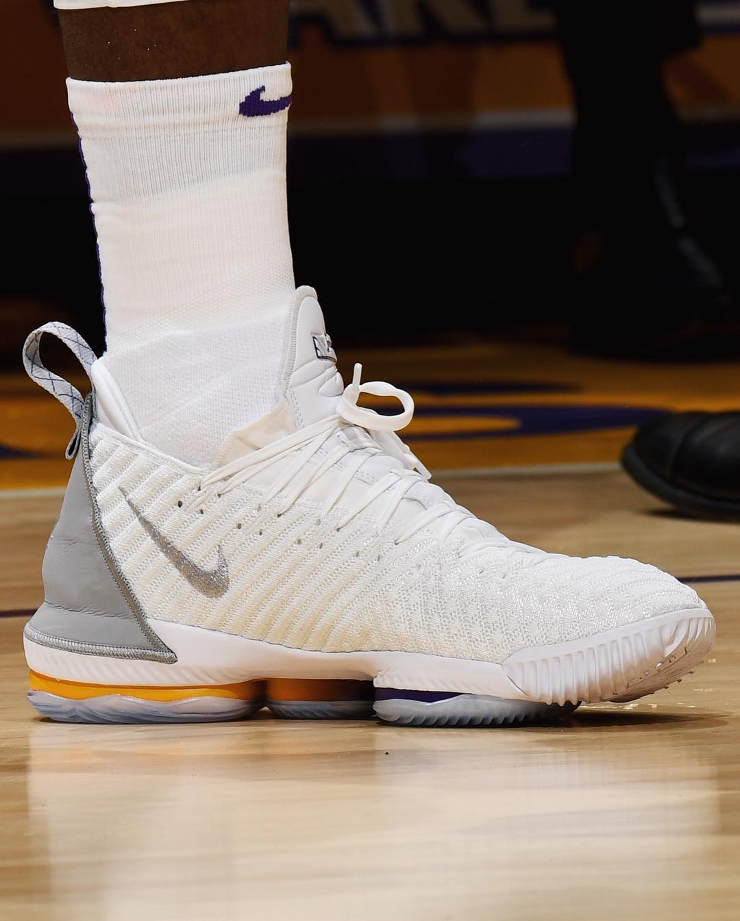 Nike,PUMA,明星,上脚  今日 NBA 两场焦点之战！德鲁大叔又穿了新的 PE 配色！