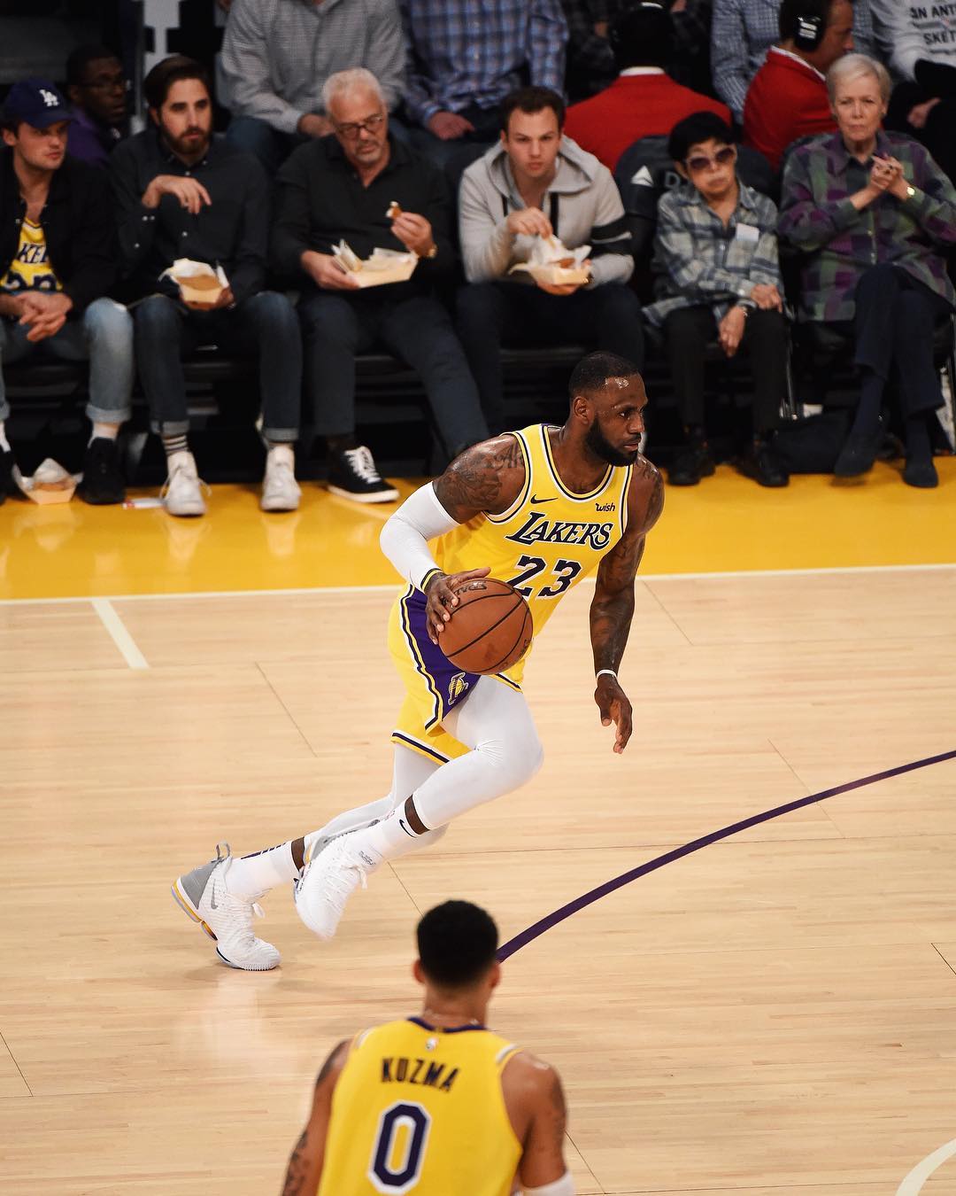 Nike,PUMA,明星,上脚  今日 NBA 两场焦点之战！德鲁大叔又穿了新的 PE 配色！