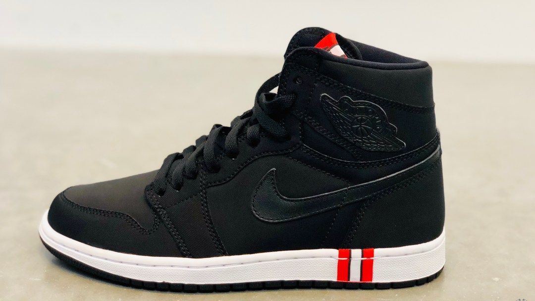 Air Jordan 1,PSG,发售,AR3254-001  预售破 2K，大巴黎联名第二弹！Air Jordan 1 “PSG” 即将发售
