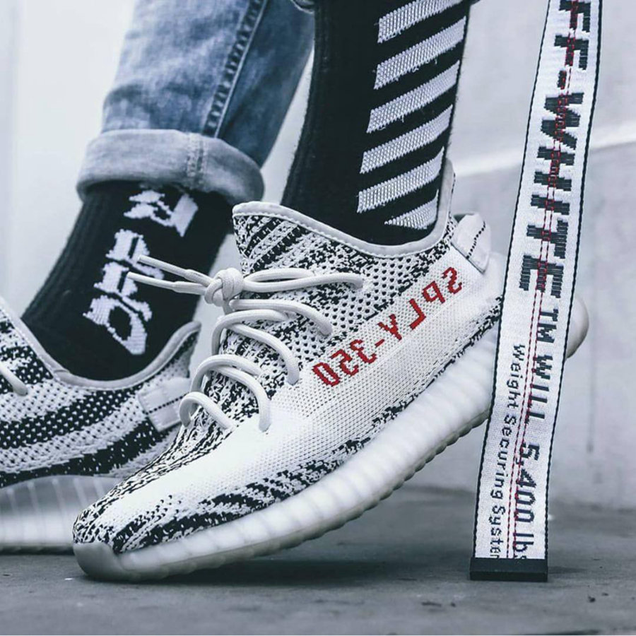 Yeezy,OFF-WHITE.Nike,Air Jorda  剁手狂潮来袭！11 月 Yeezy、OW 联名扎堆发售，还有双过万的 AJ1！