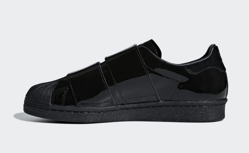 adidas,Superstar 80s CF,发售  前卫的漆皮绑带版本！纯黑 adidas Superstar 80s CF 即将发售