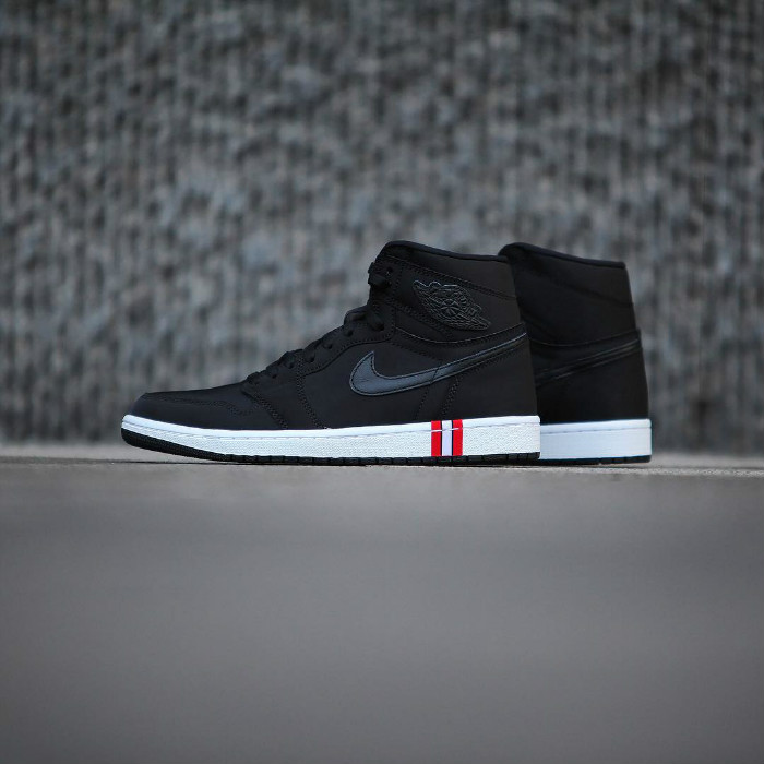 AJ1,Air Jordan 1,PSG,发售,AR3254  实物细节超丰富！巴黎 Air Jordan 1 “PSG” 本周即将发售