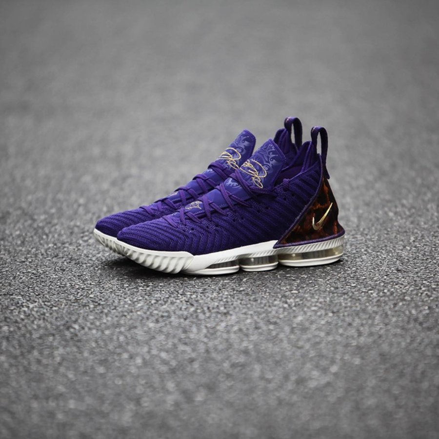 Nike,LeBron 16,King Court Purp  得不到的永远是最好！看看湖人紫金配色 LeBron 16 到底有多美