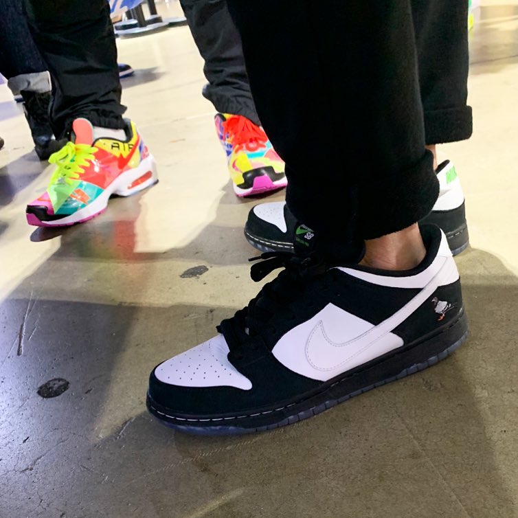 Pigeon,Nike,SB Dunk Low,Jeff S  主理人亲自演绎！Jeff Staple 上脚新鸽子 Dunk SB “Pigeon”