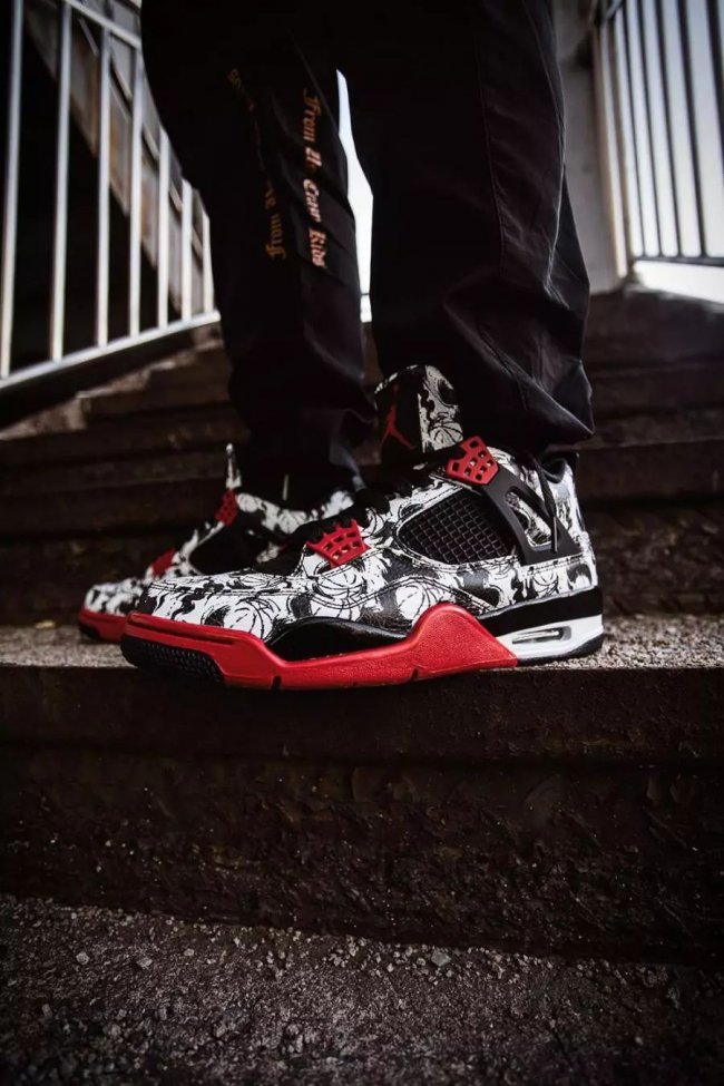 AJ4,Air Jordan 4  双 11 推荐第四弹！除了 AJ4 纹身，还有冠希哥同款荆棘帽衫！