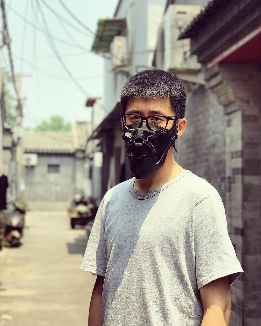 球鞋面具  冠希推崇关注，毁 Yeezy 剪 Mag！他们是球鞋杀手，让人又爱又恨！