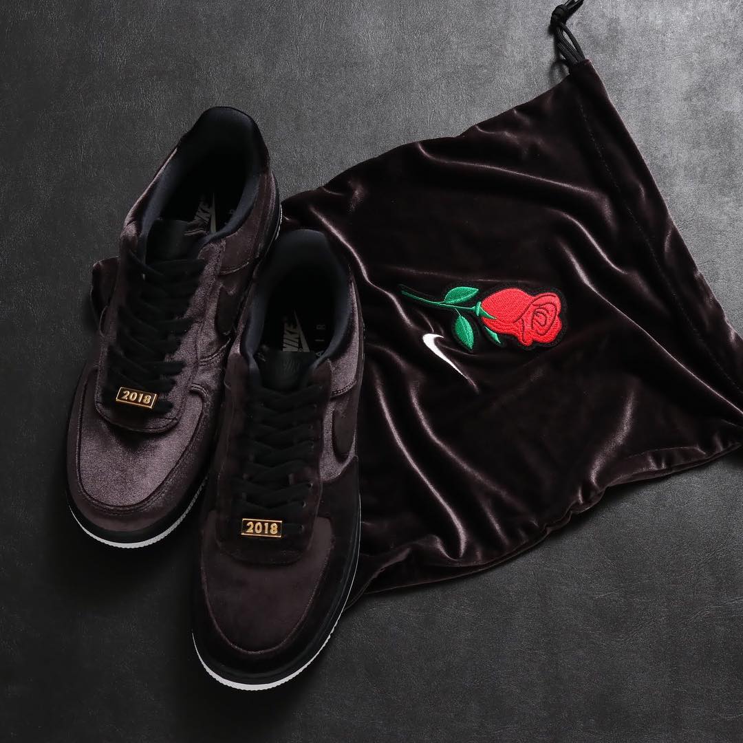 Nike,Air Force 1,AF1,Satin,QS,  规格极高！玫瑰丝绸 Air Force 1 “Satin” QS 明早正式发售！