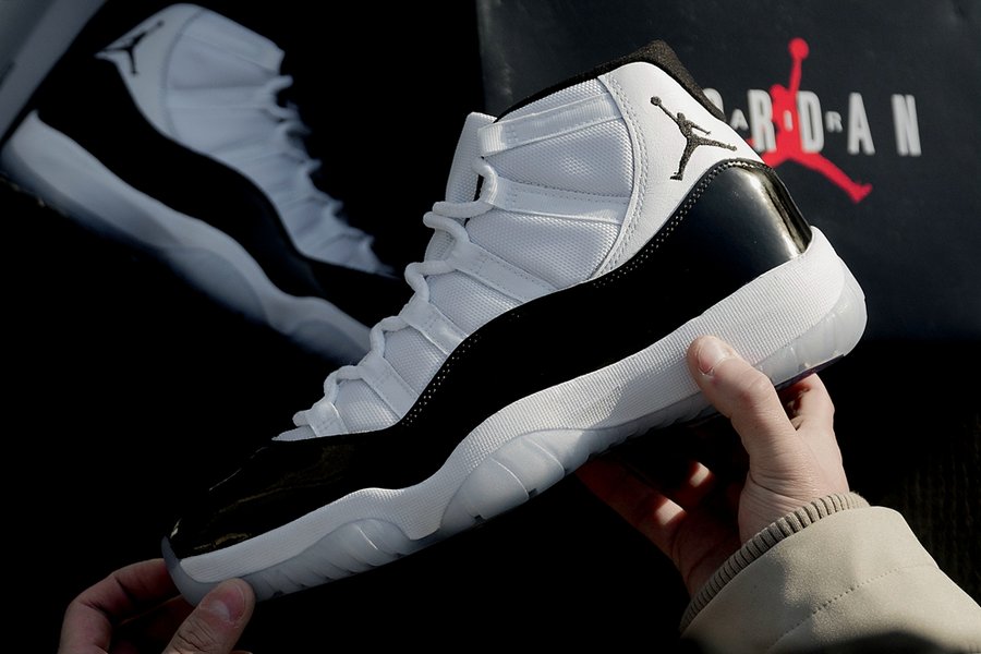 Air Jordan 11,AJ11,Concord  年底大戏明天上演！康扣 AJ11 上脚究竟如何？看看小编的展示！(含福利)