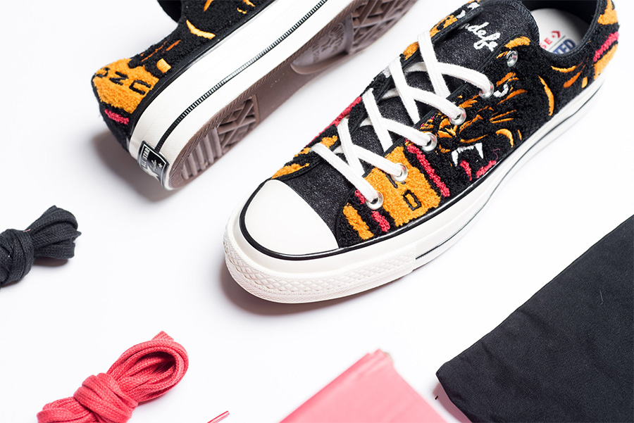 162981C,UNDEFEATED,Converse 162981C 凶狠的野兽刺绣！UNDEFEATED x Converse 即将发售！
