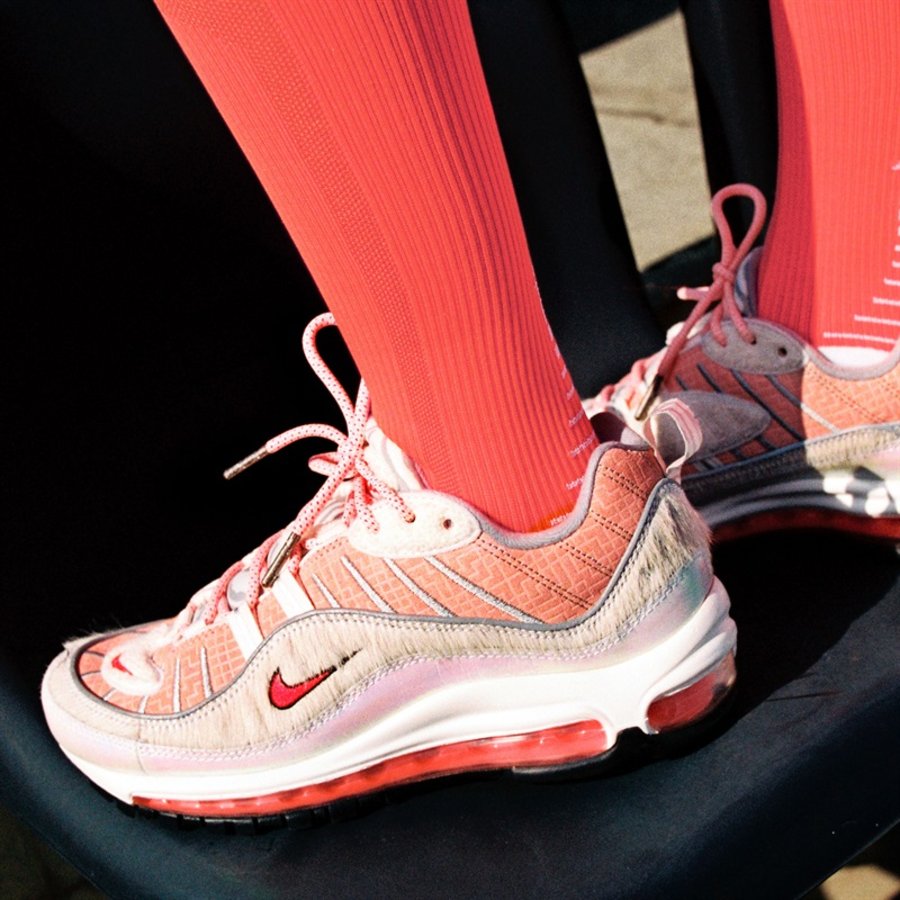 Air Max 98,CNY,发售,BV6653-616  “天津喷” 还是 “兵马俑”？Air Max 98 “CNY” 的官图来了