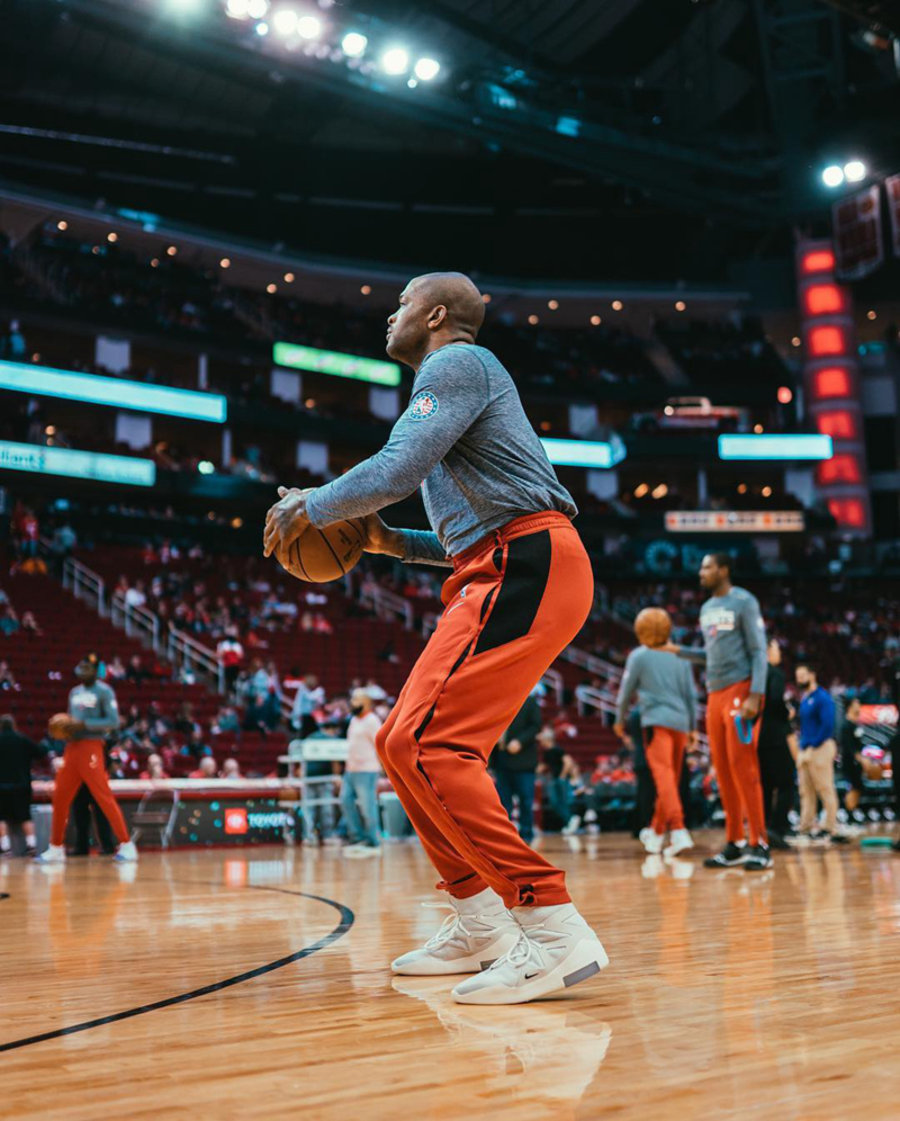 P.J.Tucker,明星,Air FOG 1,Nike  鞋王不光晒鞋还送鞋！P.J.Tucker 将抽奖送出灰色 Air FOG 1