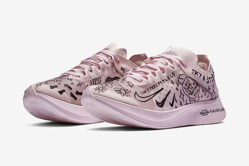 AT5242-100,Zoom Fly,Nike AT5242-100 遍布趣味涂鸦！这双 Nike「半透明跑鞋」让你省去定制环节