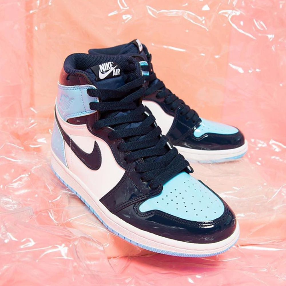 Air Jordan 1 “UNC”,Air Jordan  年终奖压岁钱也按不住了！北卡 AJ1、黑红 AJ6 领衔 2 月新鞋发售！