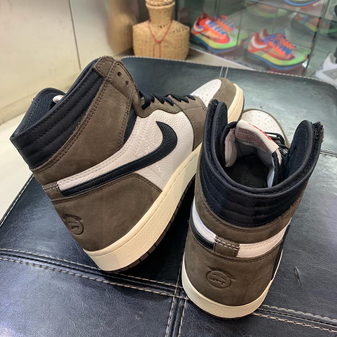 Nike,Travis Scott x Air Jordan  Travis Scott x Air Jordan 1 全新细节图曝光！最早 4 月发售