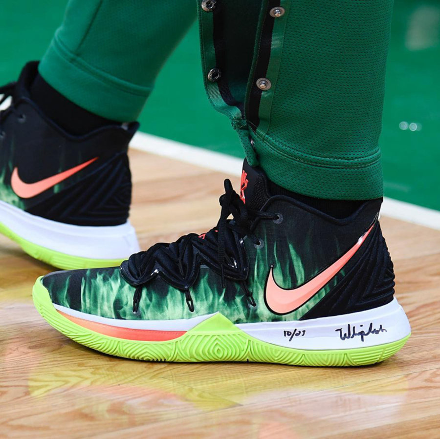 Kyrie 5,Nike,明星,上脚  超炫的通灵装扮！欧文上脚 Kyrie 5 全新配色