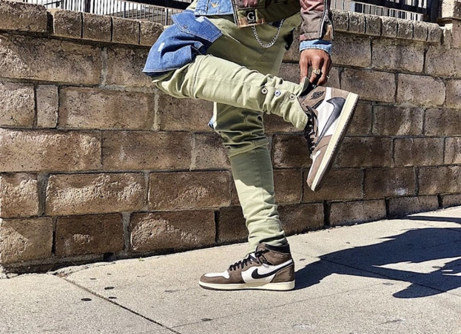 Travis Scott.AJ1,Air Jordan 1,  突击发售轻松破万！反勾 Travis Scott x AJ1 国内还要再等等