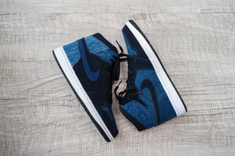 AJ1,Air Jordan 1 AJ1 价格近万元！用蓝染古布打造 Air Jordan 1 是个什么感觉？
