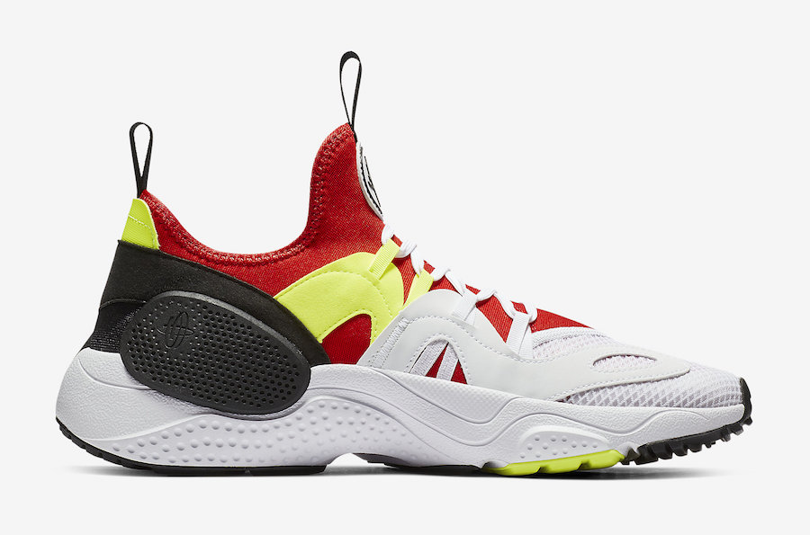 Nike Huarache E.D.G.E.,Nike,  比联名款更抢眼的撞色拼接！全新配色 Huarache E.D.G.E. 现已发售