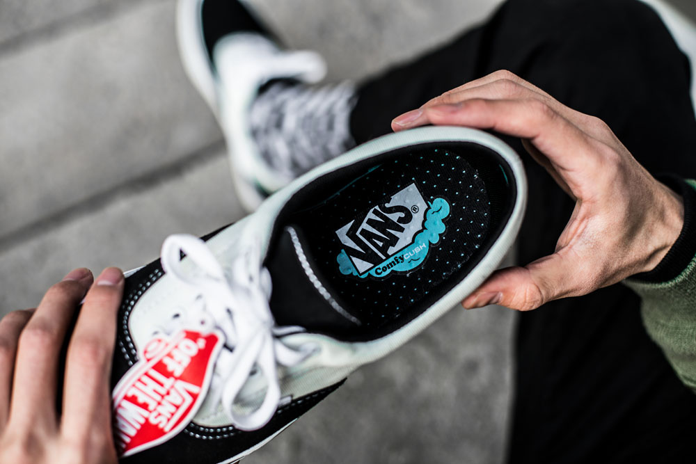 Vans,ComfyCush,Era,发售  Vans 全新科技来了！穿了才知道有多舒服！