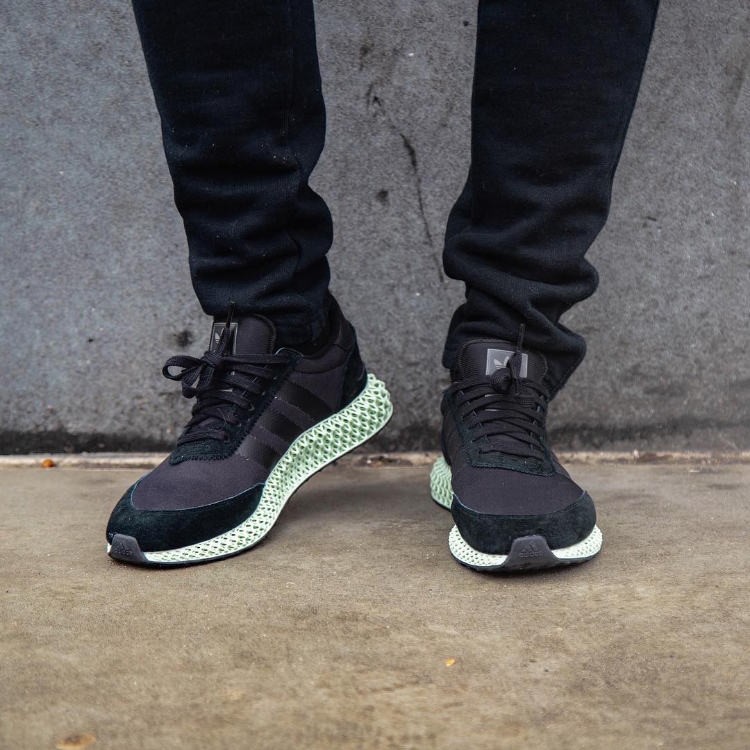adidas,4D-5923,发售  搭载 4D 缓震科技！adidas 4D-5923 上脚美图抢先看