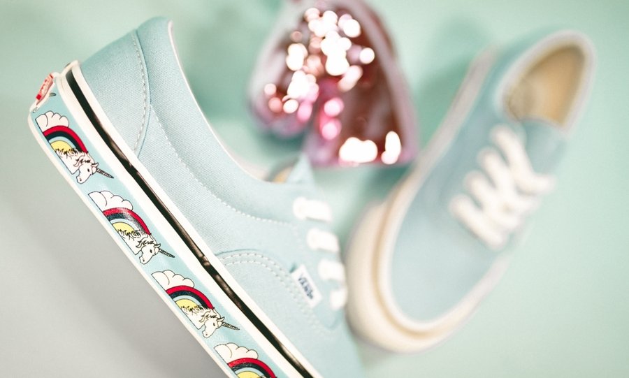 Vans,发售  串标彩虹独角兽！Vans Era 安纳海姆全新配色即将发售