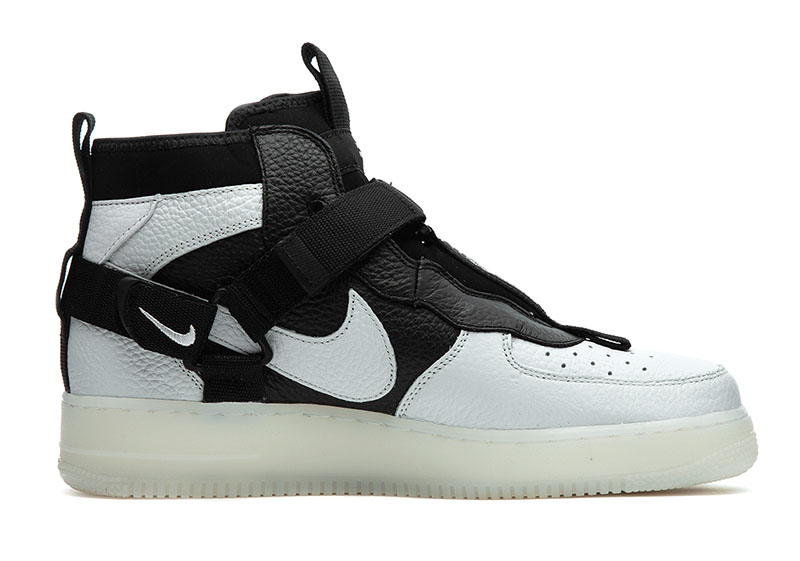 Nike,AF1,Air Force 1 Utility M  焕然一新的机能装扮！“熊猫” Air Force 1 Utility Mid 即将发售