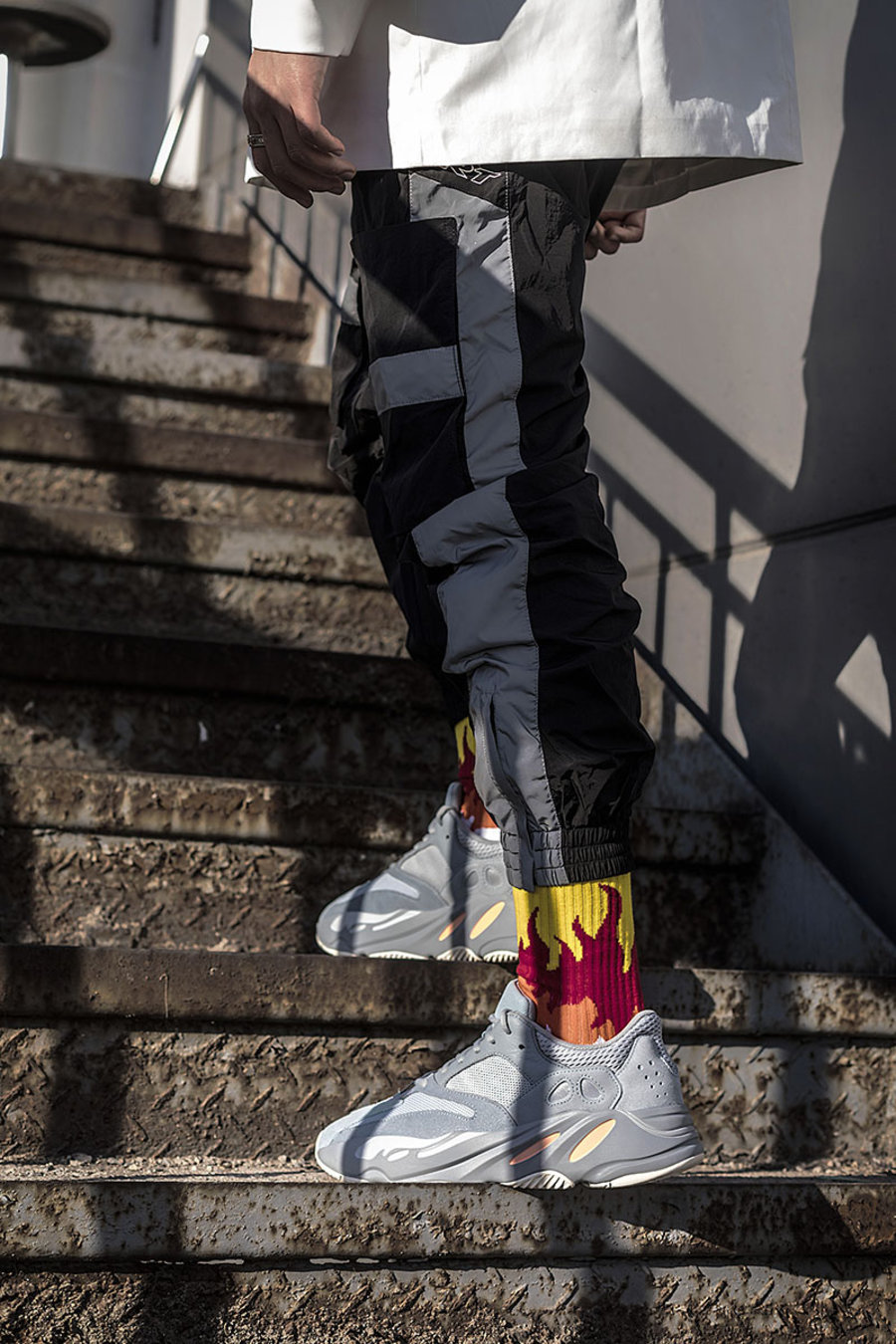 Yeezy Boost 700,adidas,发售  「最好搭配」的 Yeezy 700 明天发售！小编上脚来了！