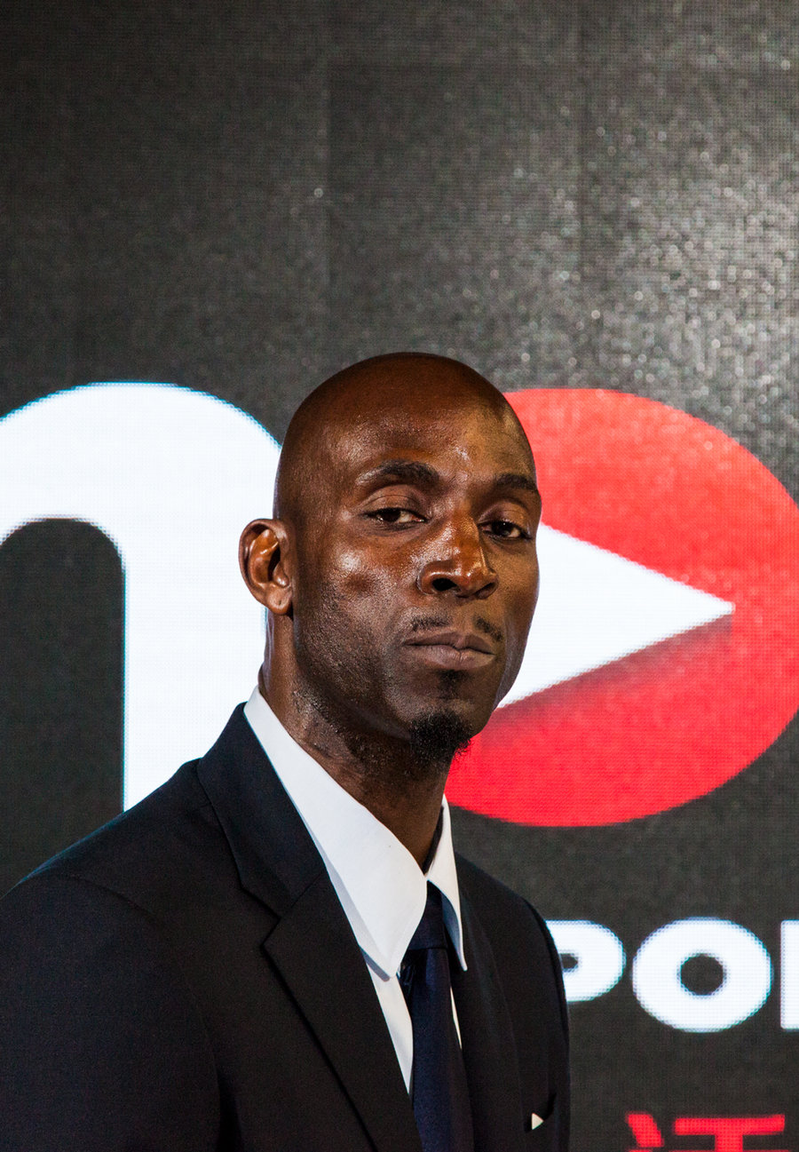KG  狼王加内特空降上海，现场居然还请来了「现役 NBA 巨星」！