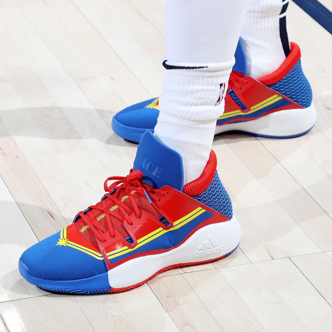 KD12,首次,亮相,NBA,赛场,一周,球星,场外,上,脚  KD12 迎来 NBA 首次亮相！一周 NBA 球星上脚精选！ 03.22