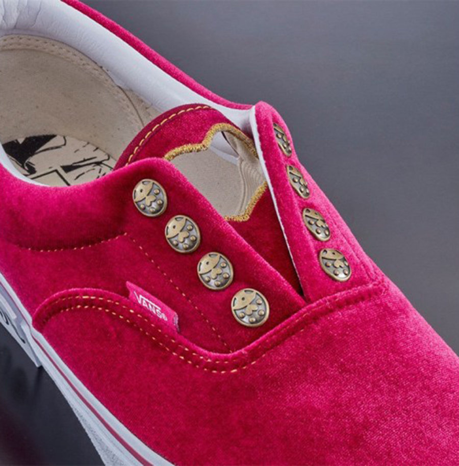 Vans  设计细节丰富有趣！Vans 联名经典动漫即将发售