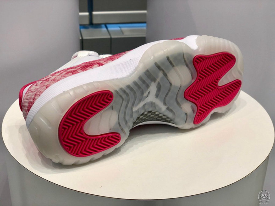 Air Jordan 11,AJ11,发售,AH7860-1  粉蛇 Air Jordan 11 Low 最新实物释出！5 月发售！