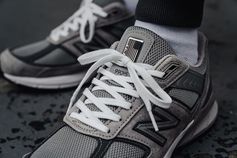 New Balance,990 V5  余文乐最爱的复古鞋型！New Balance 全新一代 990v5 上脚抢先看