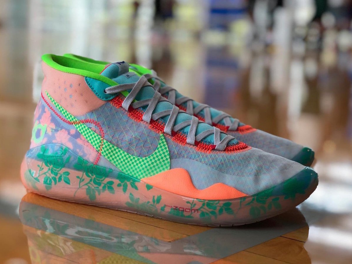 KD12,Zoom Air,Nike,发售,AR4229-6  多款全新配色接连登场！大学红 KD12 下月发售！