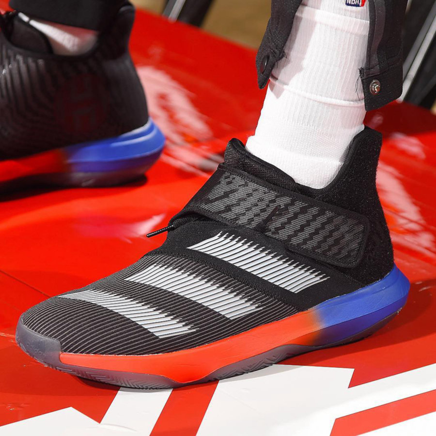 HARDEN B/E 3,adidas  颠覆正代的全新设计！全新配色 HARDEN B/E 3 支线战靴首度曝光