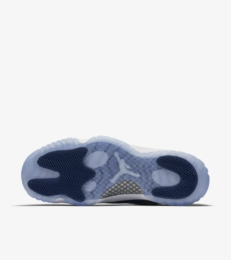 CD6846-102,Air Jordan 11 low,A  时隔 8 年再度回归！蓝蛇 Air Jordan 11 Low 明日发售