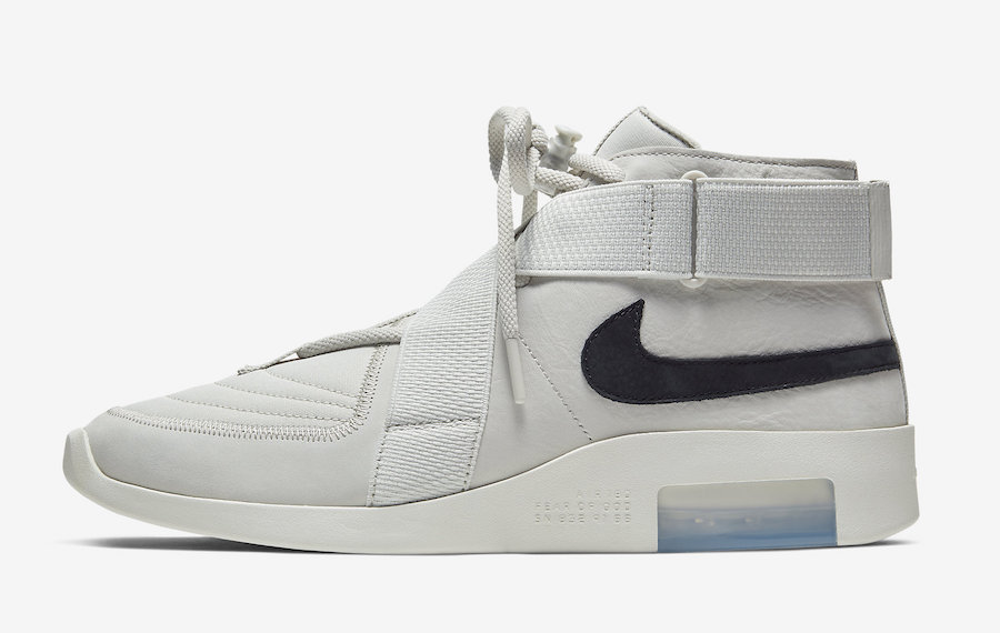 FOG,Nike,Fear of God,adidas,Ye  今天你抢到哪双鞋了？别忘了明天还有已经起飞的 FOG 联名！