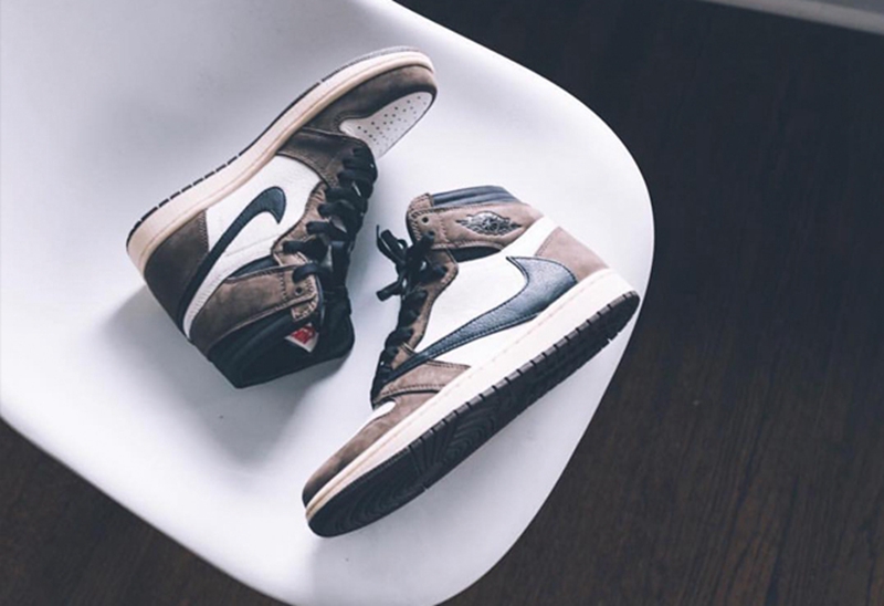 Nike Air Max 1 定制  Travis Scott 「反勾联名」还有特别版？Nike Air Max 1 实物欣赏！