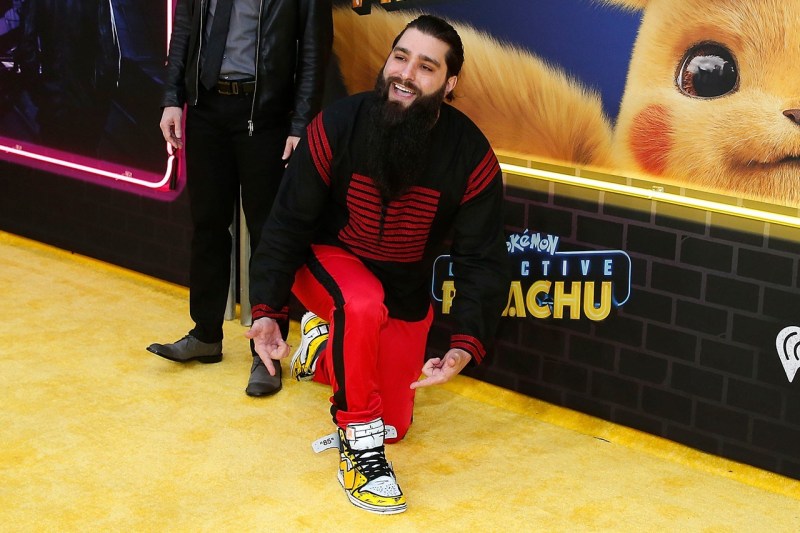 OFF-WHITE,AJ1,Air Jordan 1  见过皮卡丘 OFF-WHITE x AJ1 吗？这大尾巴真的有点帅！