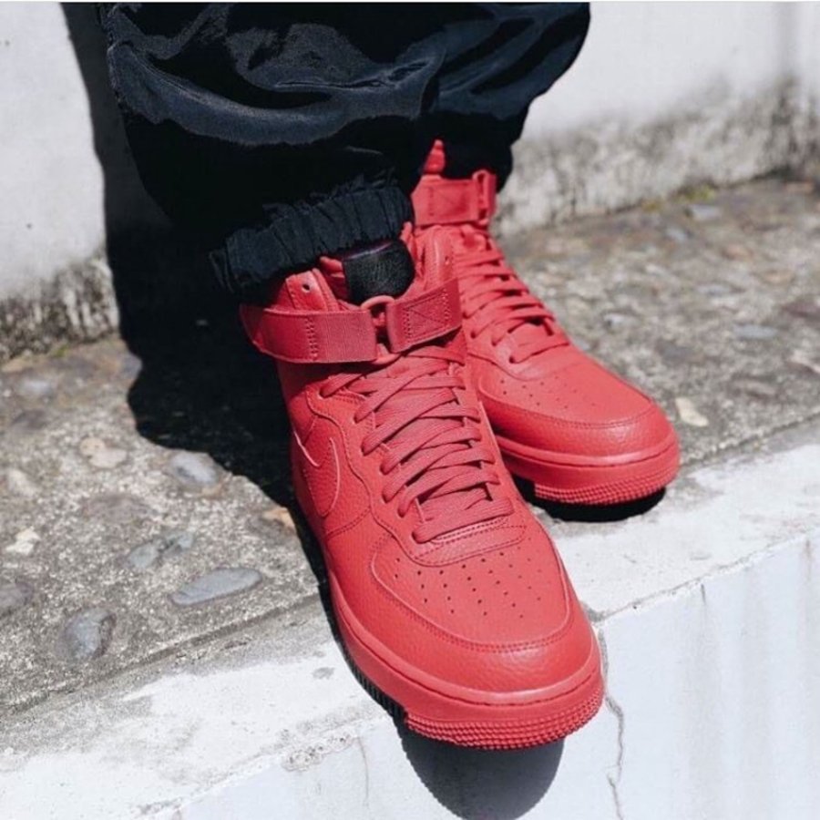 Air Force 1,AF1,AO2440-600  醒目的大红配色！Air Force 1 全新配色即将发售！