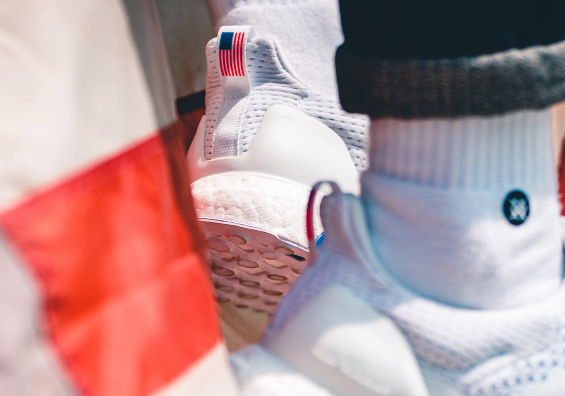 adidas,Ultra Boost,发售,EF1968  鸳鸯星条旗设计！UNDEFEATED x adidas 联名本周发售