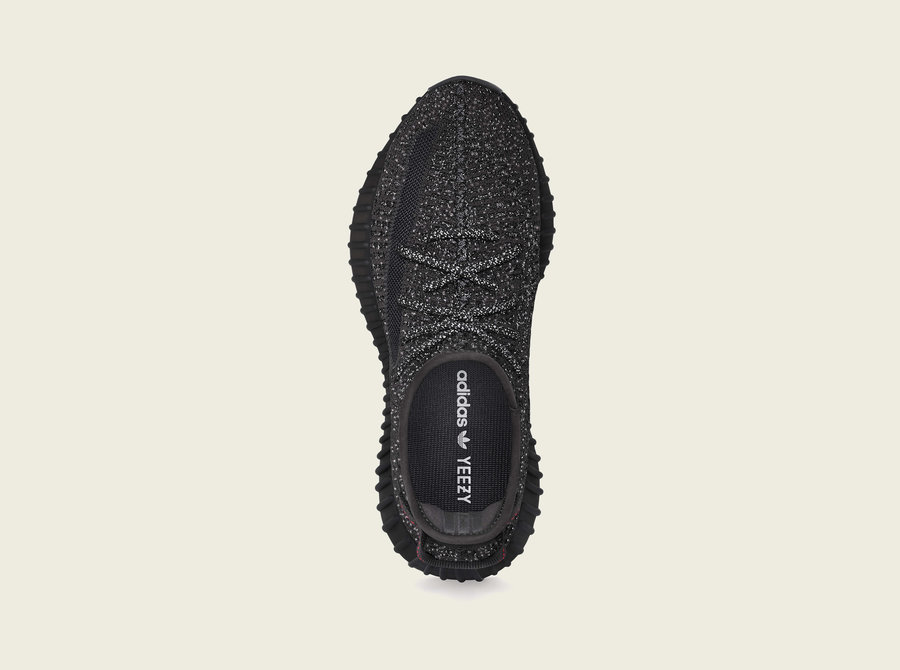 Yeezy 350 V2,黑满天星,发售  黑满天星 Yeezy 350 V2 官图释出！想原价入手恐怕难了！