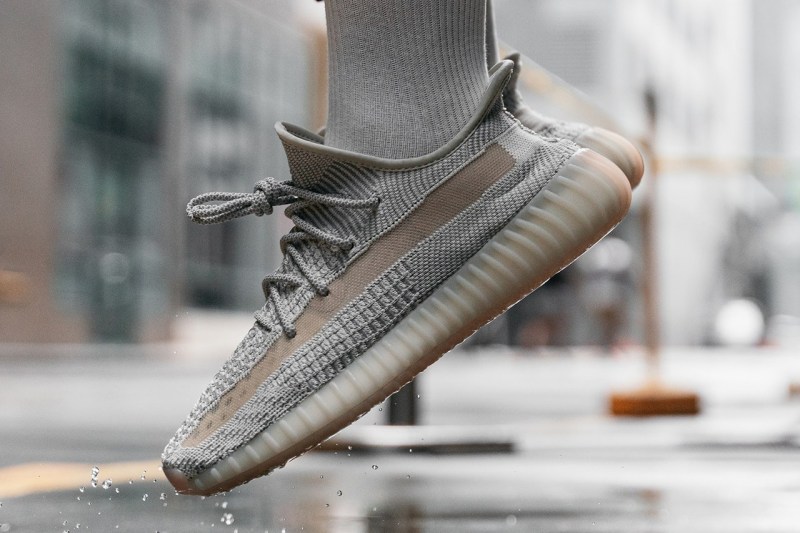 adidas,Yeezy 350 V2,发售,Lundmar  「美洲限定 2.0」Yeezy 350 V2 上脚来了！看完你种草了么？