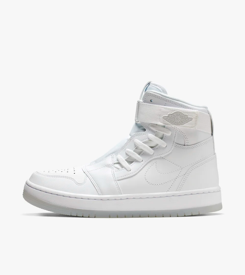 Nike,Air Jordan 1,AJ1,发售  又见黑红脚趾！机能风 Air Jordan 1 下周发售！